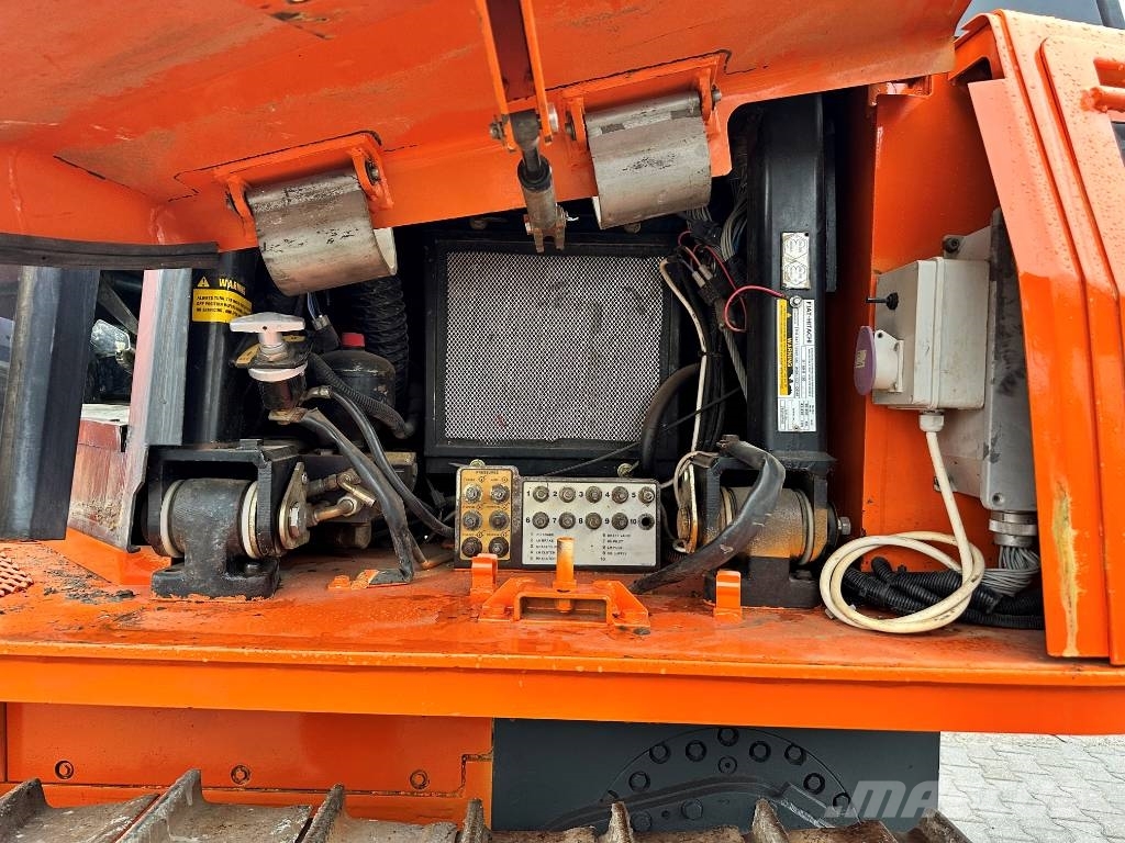 Fiat-Hitachi D 150 lánctalpas dózerek