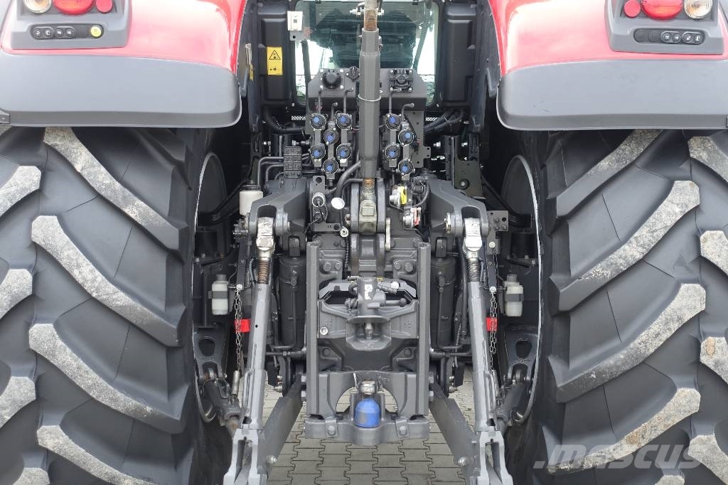 Massey Ferguson 8730 Tractors