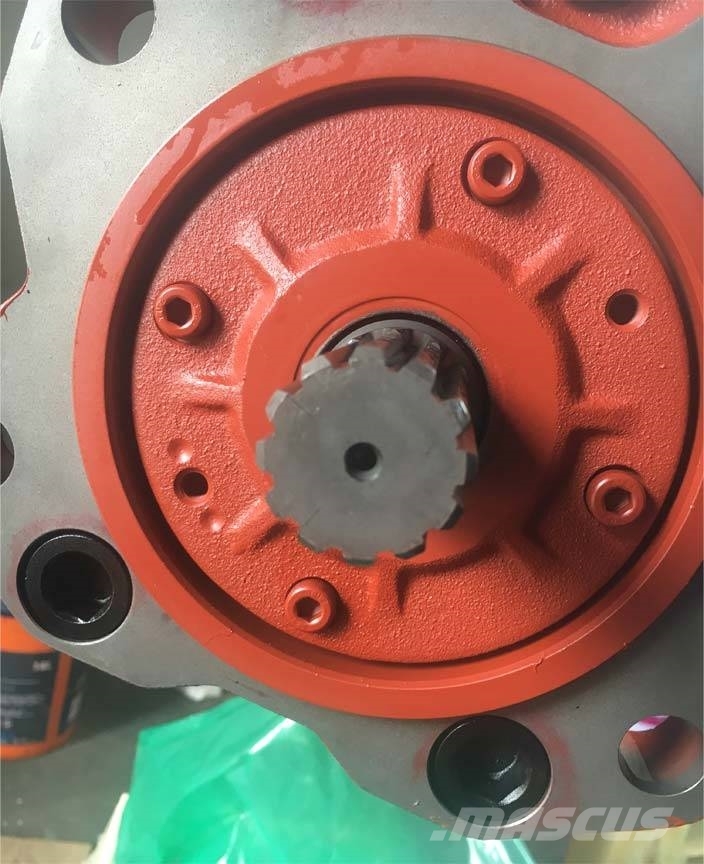 Doosan SL225-V hydraulic pump 24019225C Transmissão