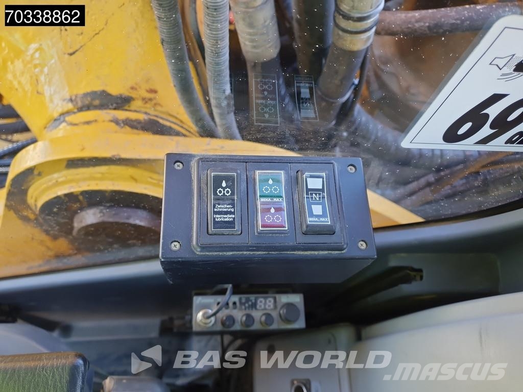 Komatsu HB365 LC-3 HB365LC-3 Vikšriniai ekskavatoriai