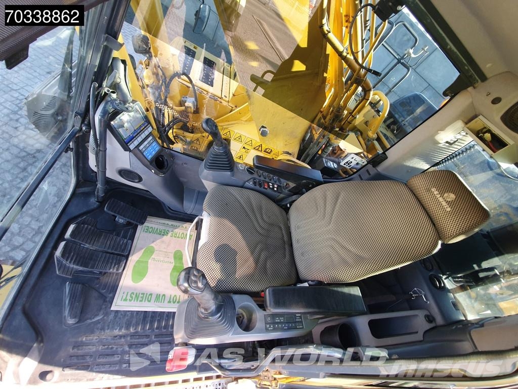 Komatsu HB365 LC-3 HB365LC-3 Gravemaskiner på larvebånd