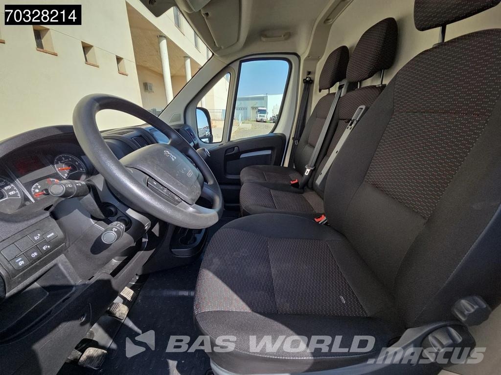 Peugeot Boxer 140pk L2H2 - Aire Acondicionado - Control de Furgonetas cerradas