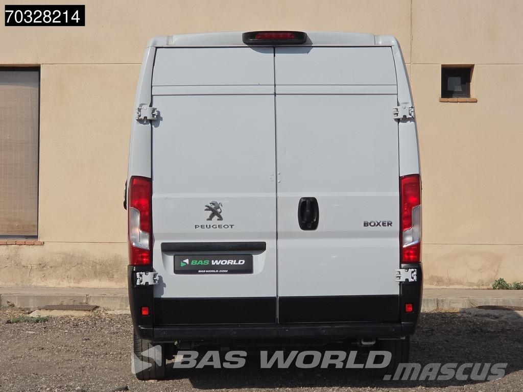Peugeot Boxer 140pk L2H2 - Aire Acondicionado - Control de Furgonetas cerradas