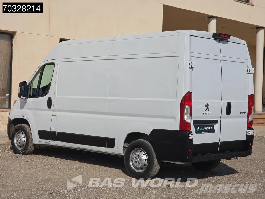Peugeot Boxer 140pk L2H2 - Aire Acondicionado - Control de Furgonetas cerradas