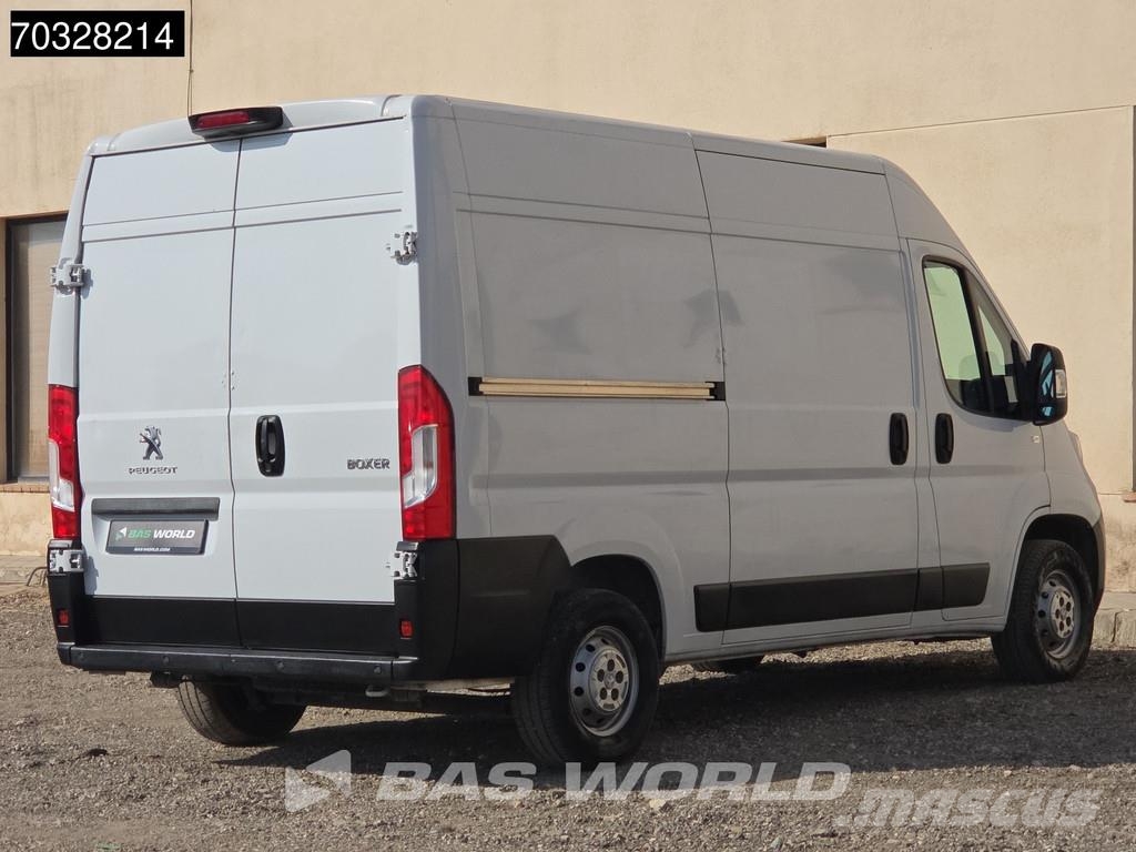 Peugeot Boxer 140pk L2H2 - Aire Acondicionado - Control de Furgonetas cerradas