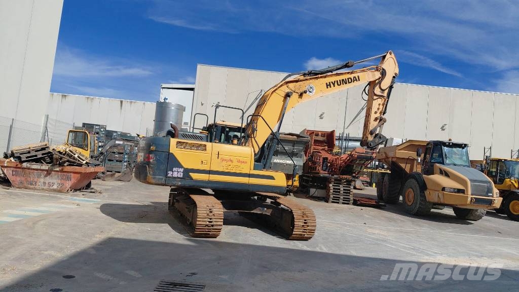 Hyundai HX 220 L Excavadoras sobre orugas