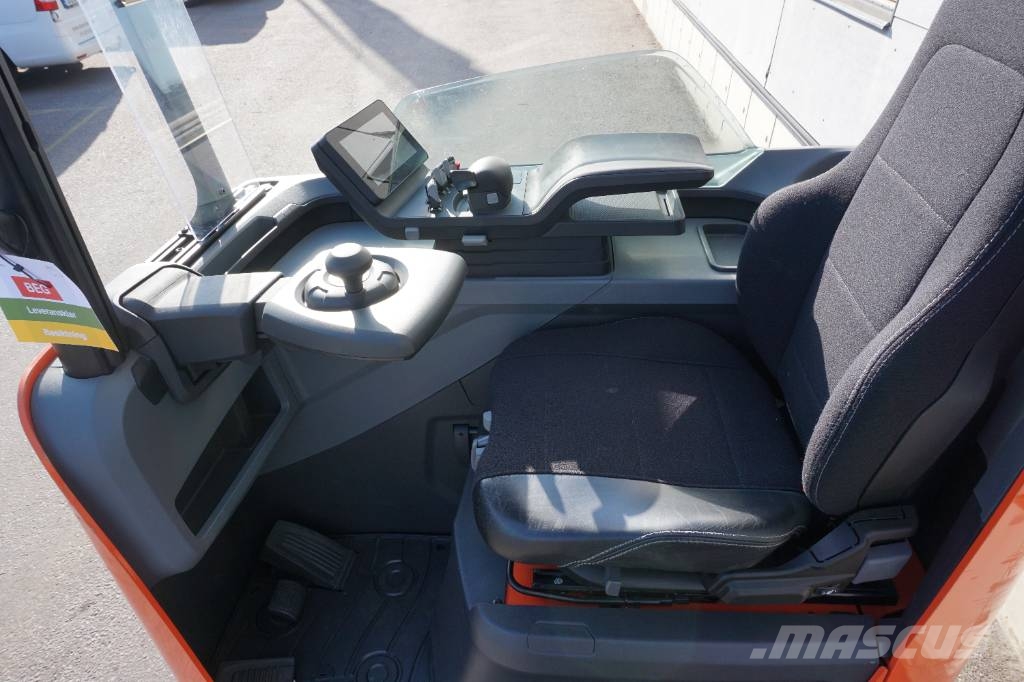Toyota RRE180H Viličarji s pomičnim teleskopom