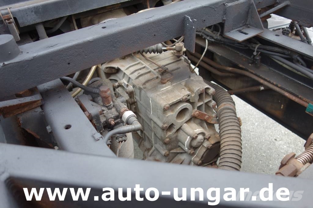 Multicar M26 4x4 Kommunalhydraulik Müllwagen UMO Müllaufbau Śmieciarki