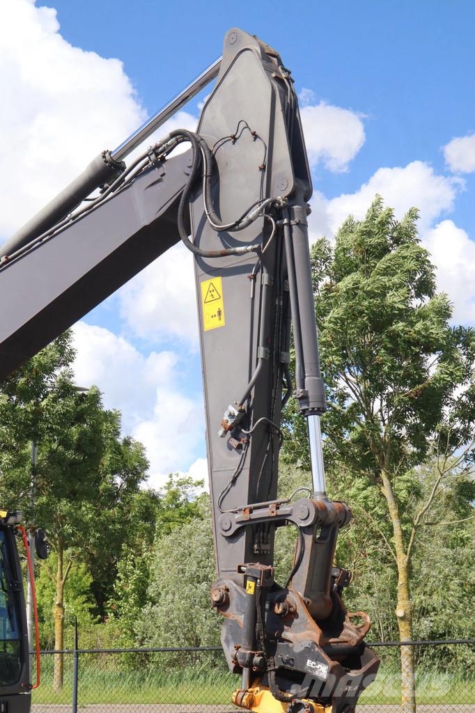 Volvo EC220EL | EC 220 EL | TILT ROTATOR | BUCKET 履带挖掘机
