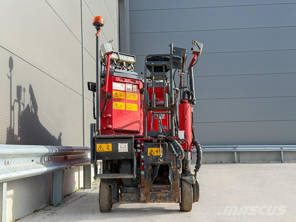 Wirtgen W 35 DC ماكينات الكشط البارد للأسفلت