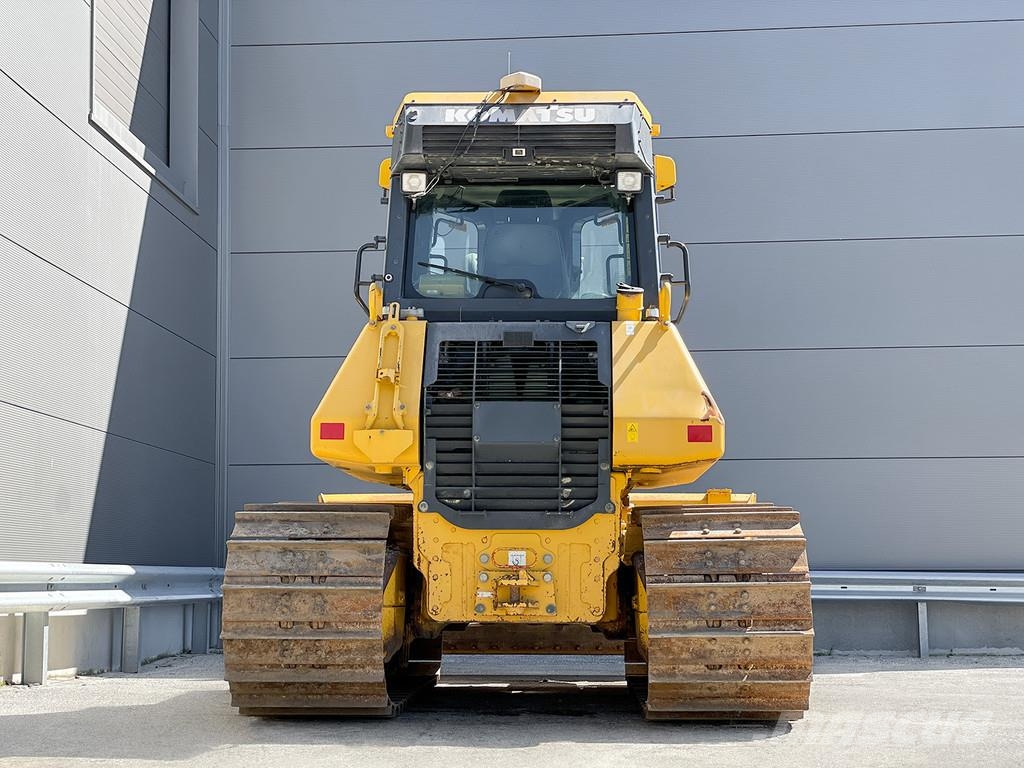 Komatsu D51PX-24 Rupsdozers