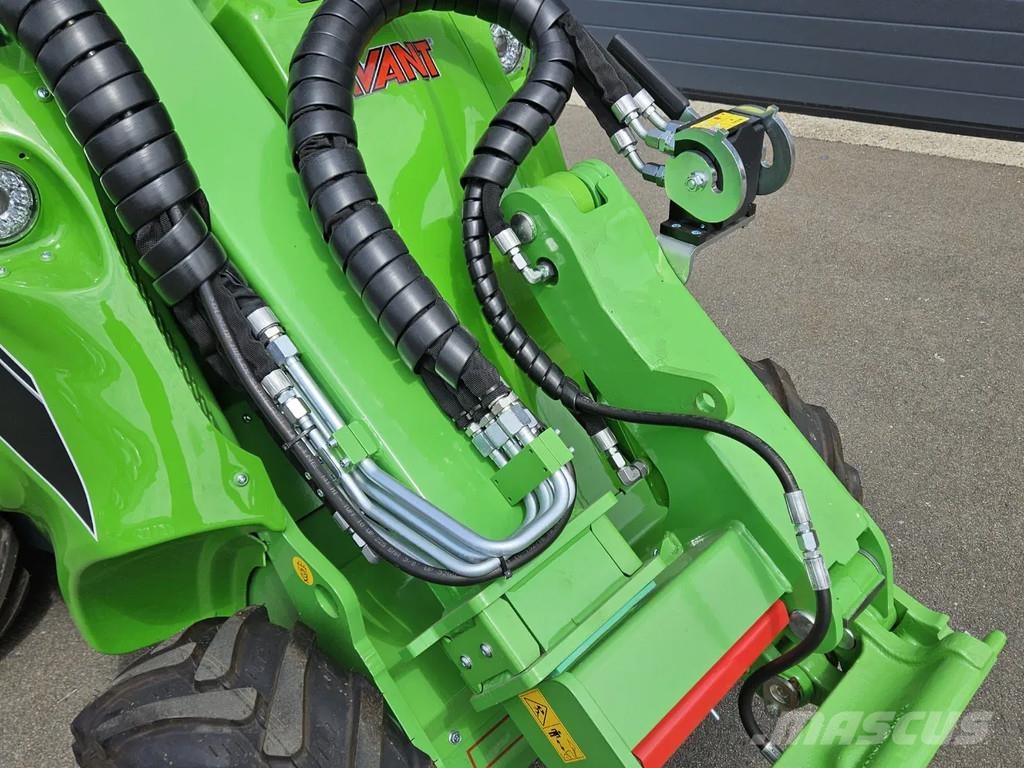 Avant 528 Rental mini-shovel Mini loaders