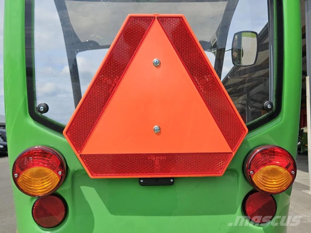 Avant 528 Rental mini-shovel Mini loaders