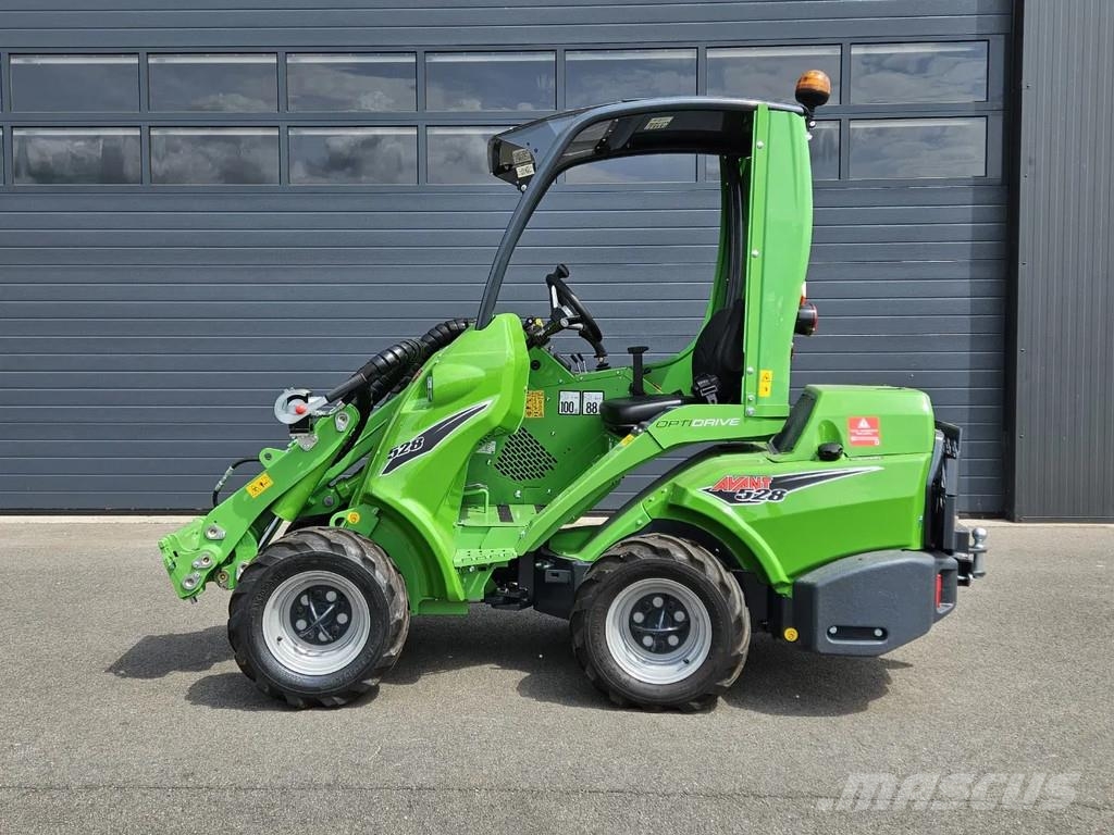Avant 528 Rental mini-shovel Mini loaders