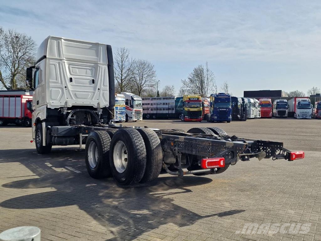 Mercedes-Benz Actros 2663 Gigaspace 6x2 - Retarder - 4.90 WB - F Châssis cabine