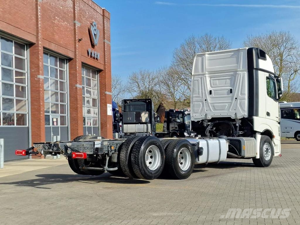 Mercedes-Benz Actros 2663 Gigaspace 6x2 - Retarder - 4.90 WB - F Châssis cabine