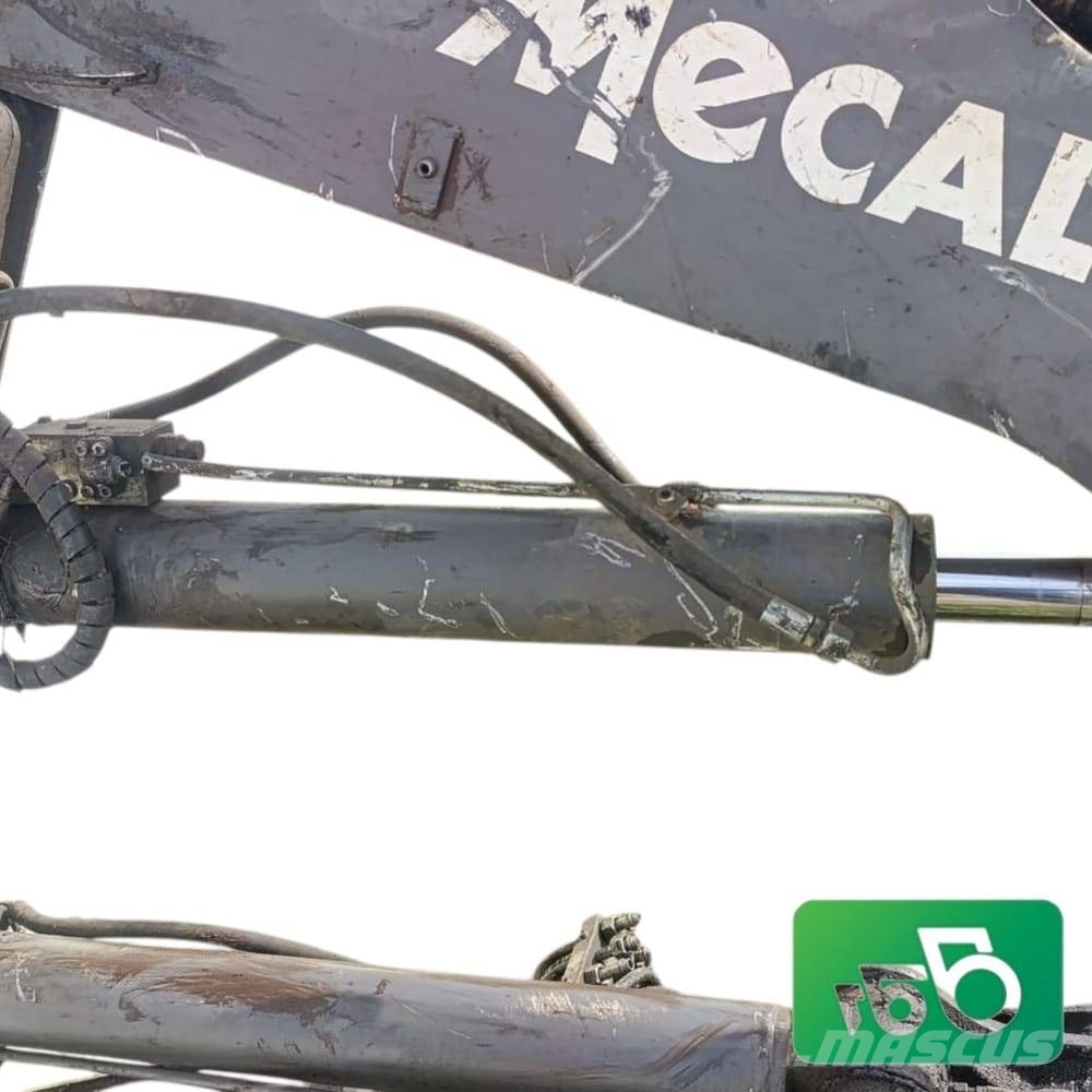 Mecalac 12 MTX 4.5 Boom Mast Arm Complete Plataformas y cucharones