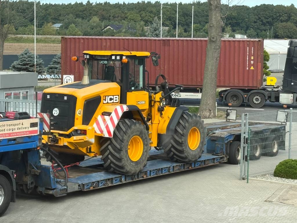 JCB 435 S Телескопічний навантажувач
