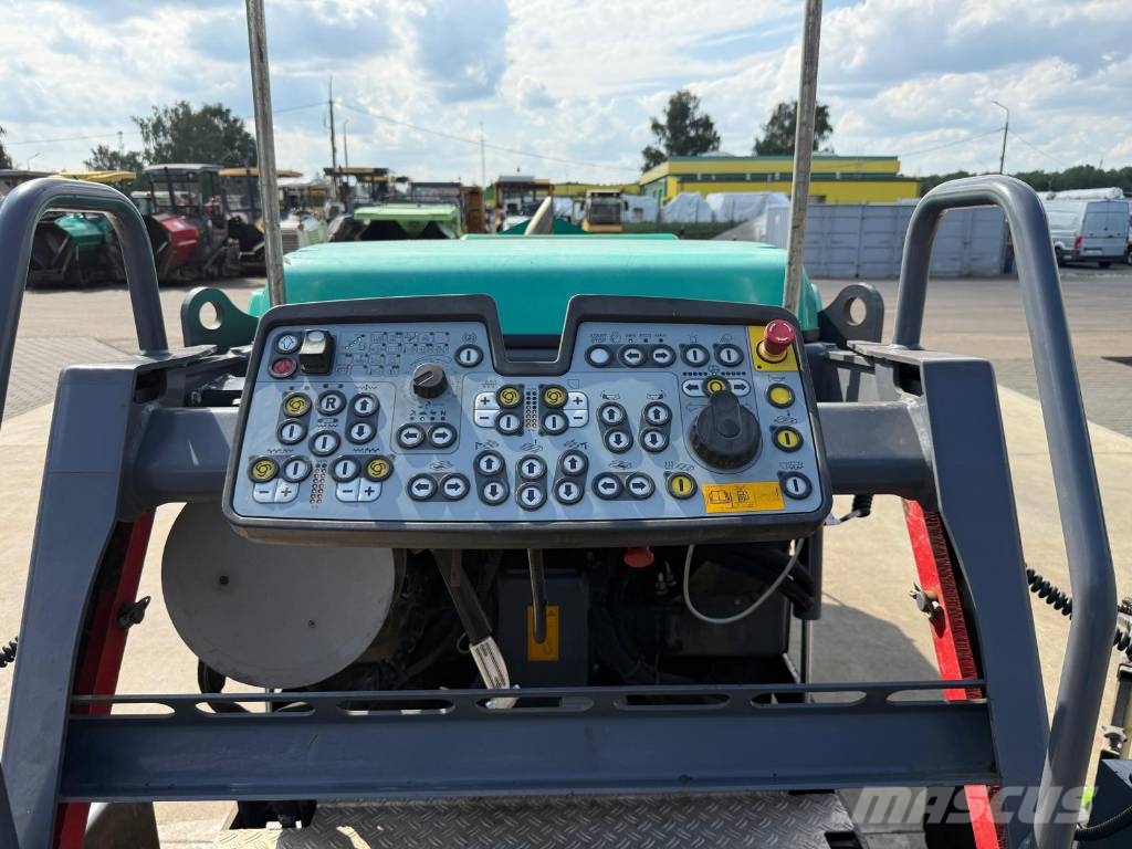 Vögele SUPER 800-3I معدات السفلتة