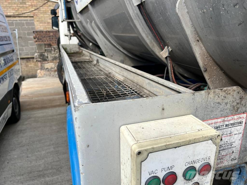 Scania P 310 Autocisterna