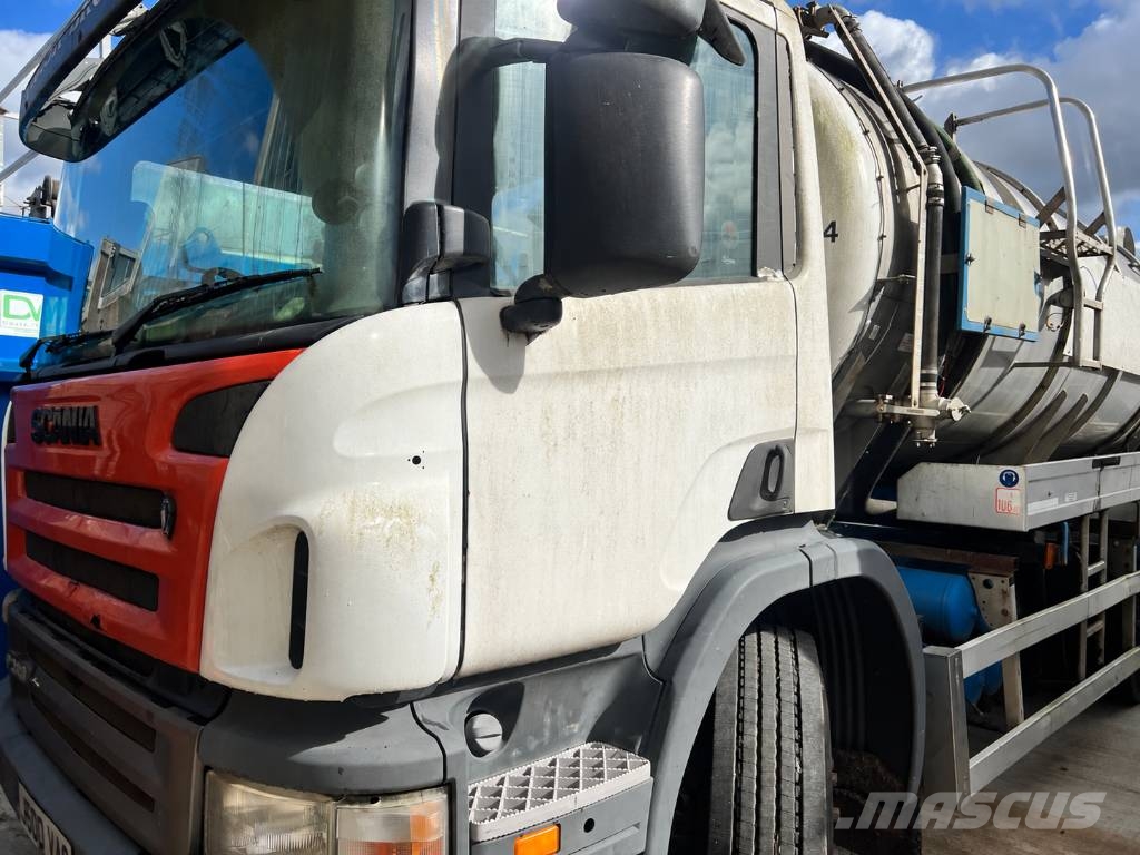 Scania P 310 Autocisterna