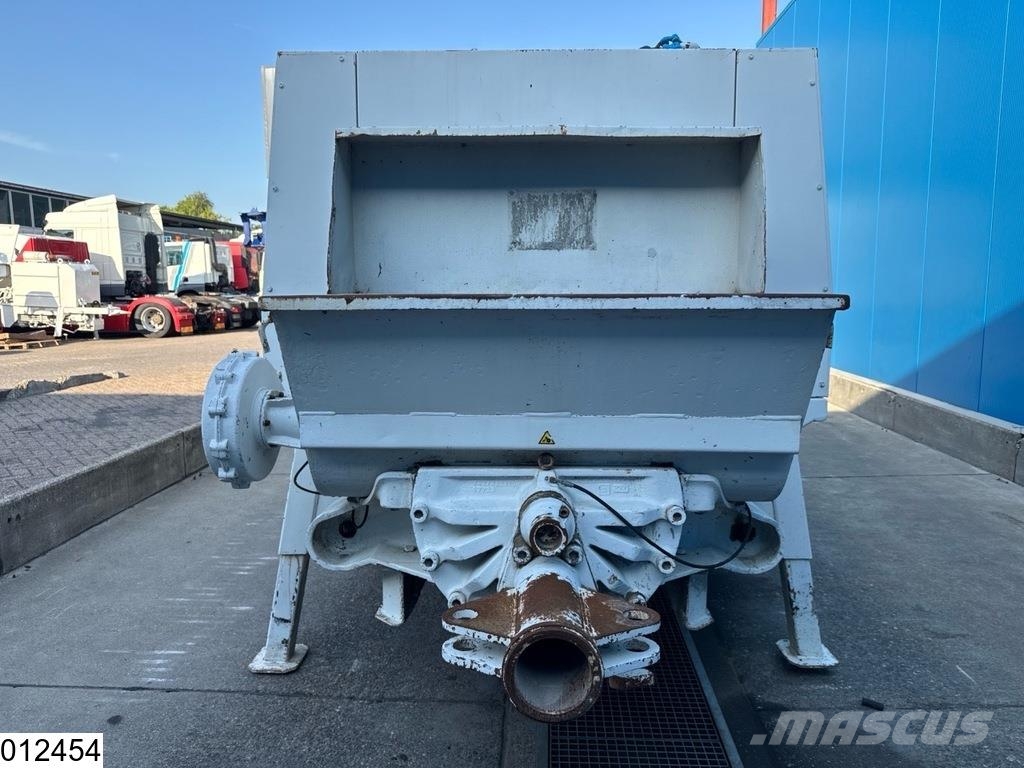 Schwing SP 8800 E 2008, 330 bar hydraulic, 243 bar concret Betonpomptrucks