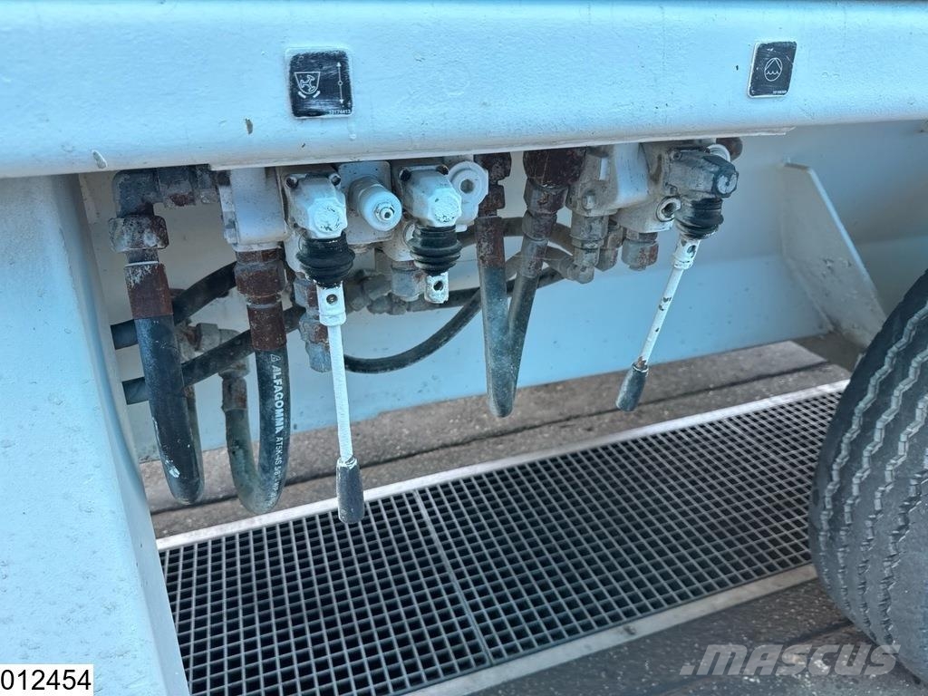Schwing SP 8800 E 2008, 330 bar hydraulic, 243 bar concret Betonpomptrucks