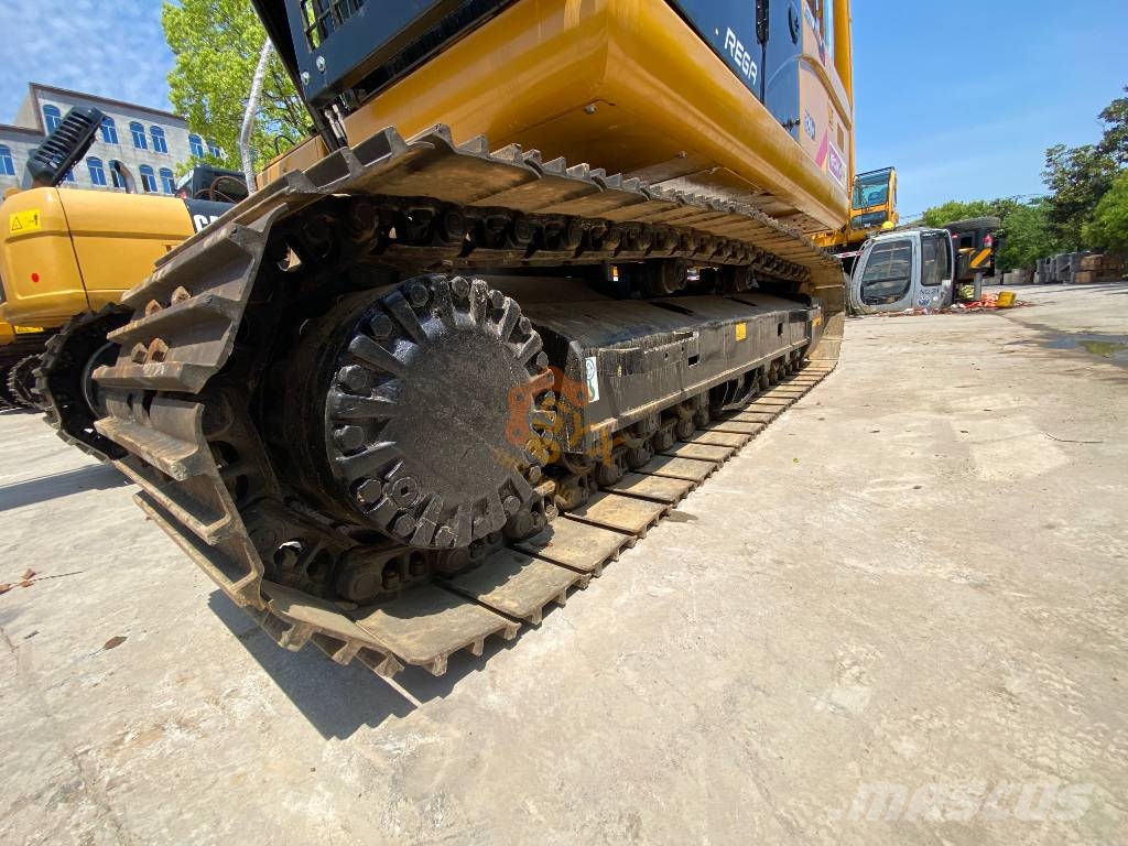 CAT 320 D2 Bageri guseničari