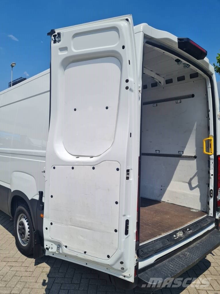 Iveco 35S16 56321 km Furgonetas /Furgón