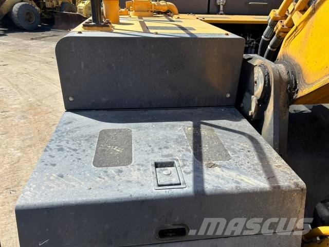 加藤製作所 HD1430-7 大型油圧ショベル12t以上(パワーショベル・ユンボ)