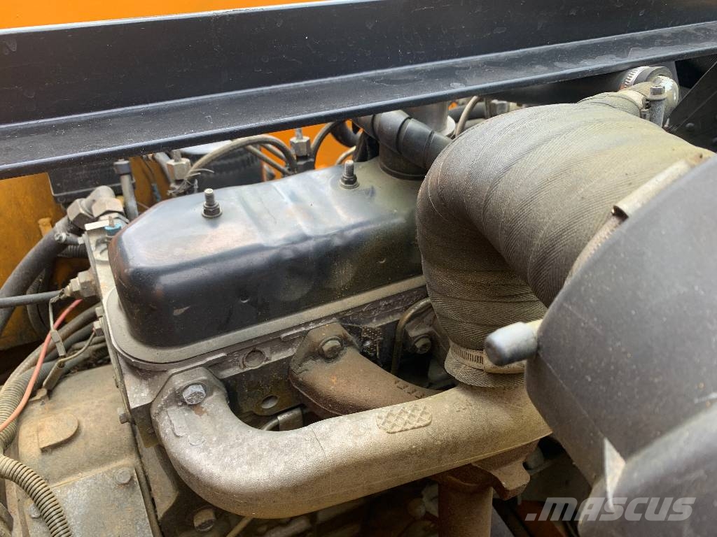 Steinbock Boss 336H-D V-2650 IO Pārvadātājs iekraušanai no sāniem