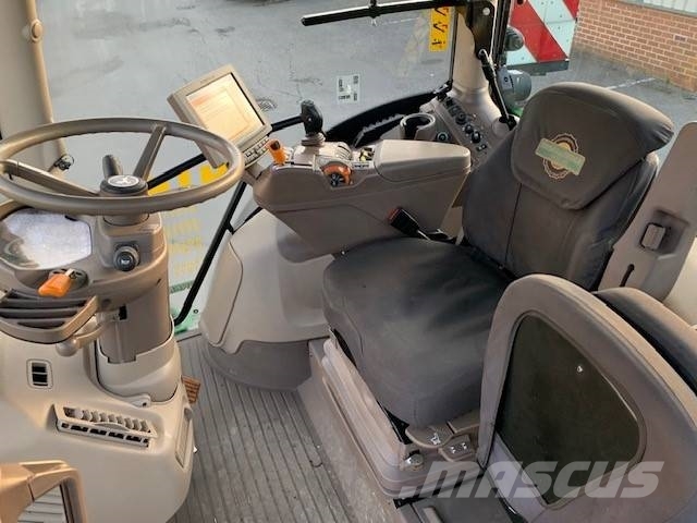 John Deere 6215 R AutoPower Traktorer