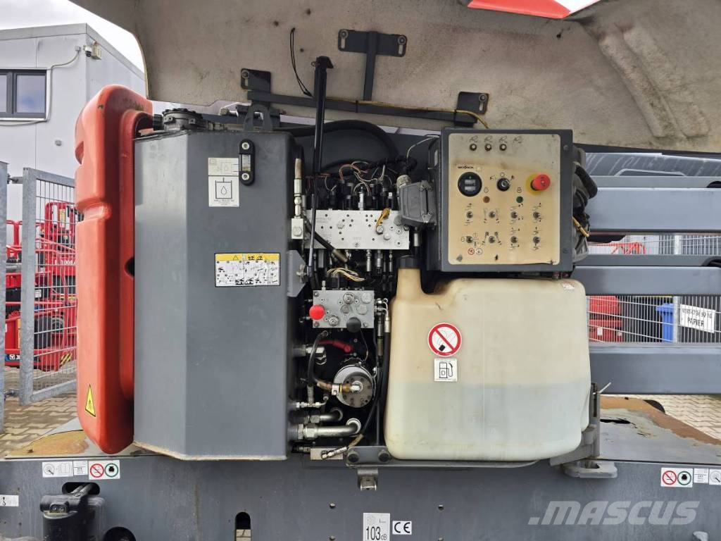 SkyJack SJ 51 AJ Articulated boom lifts
