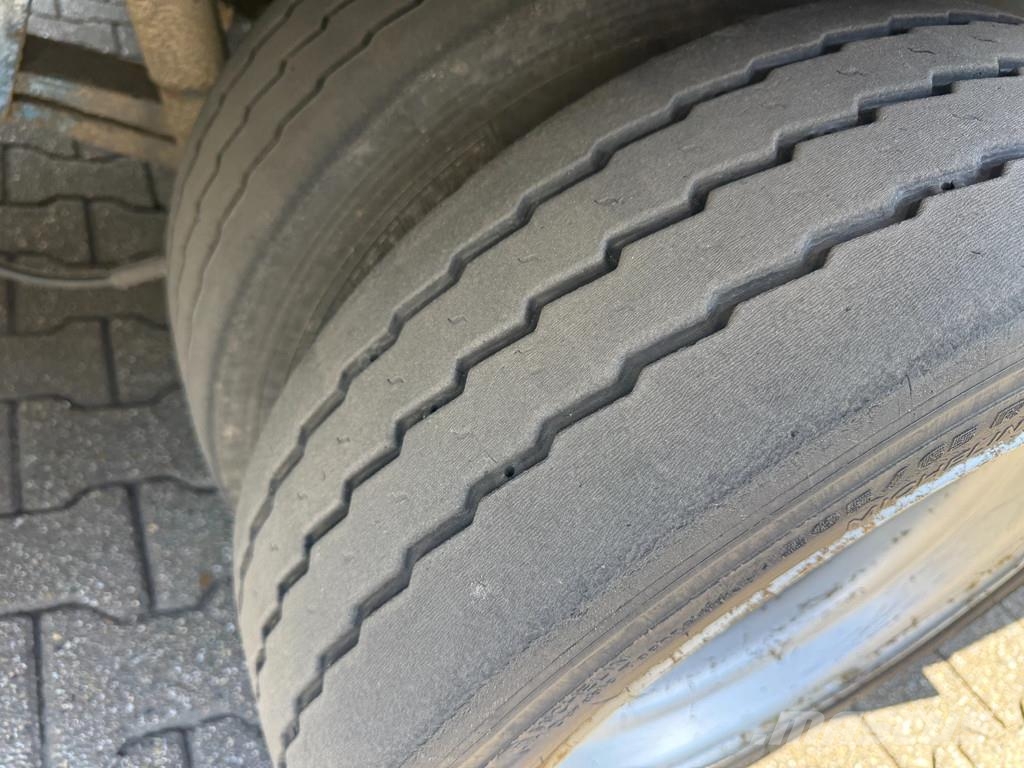 Broshuis Semi Dieplader 6 mtr uitschuifbaar / stuur-as / li نصف مقطورة مسطحة منخفضة