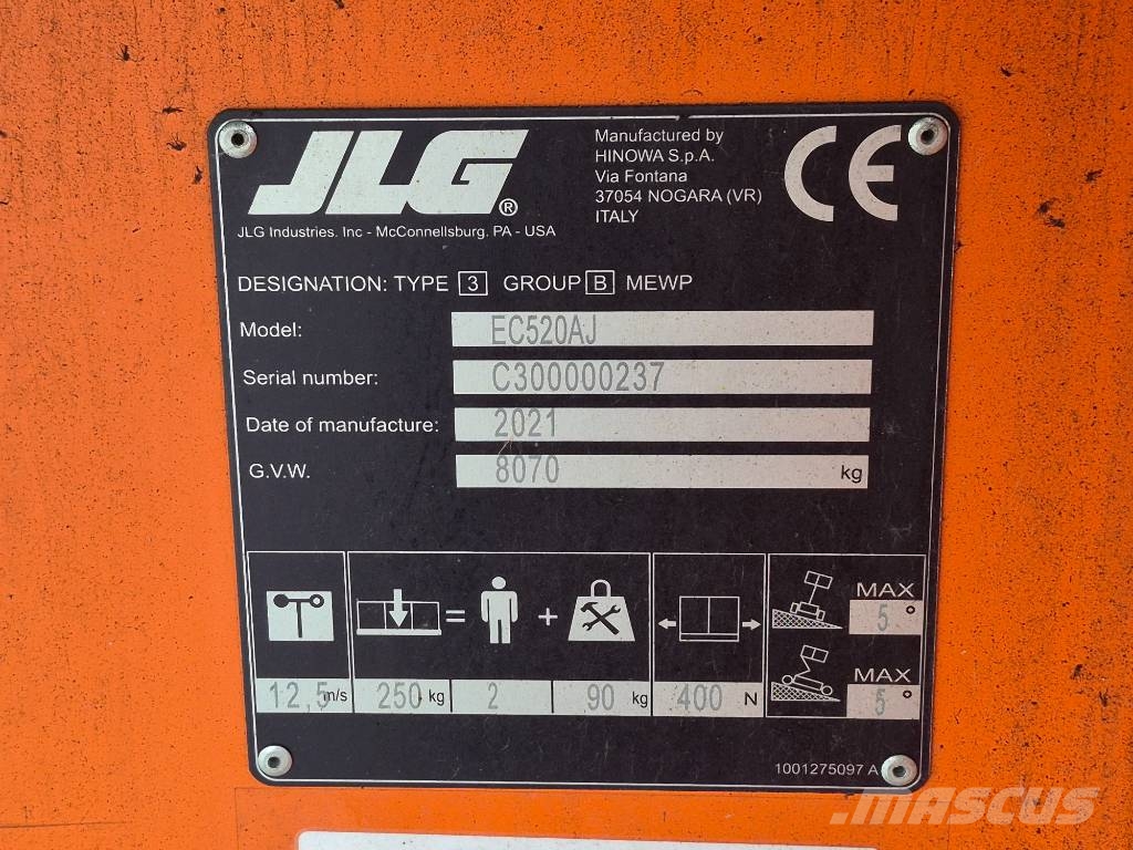 JLG 520AJ (2 units available) Gelenkteleskoparbeitsbühnen