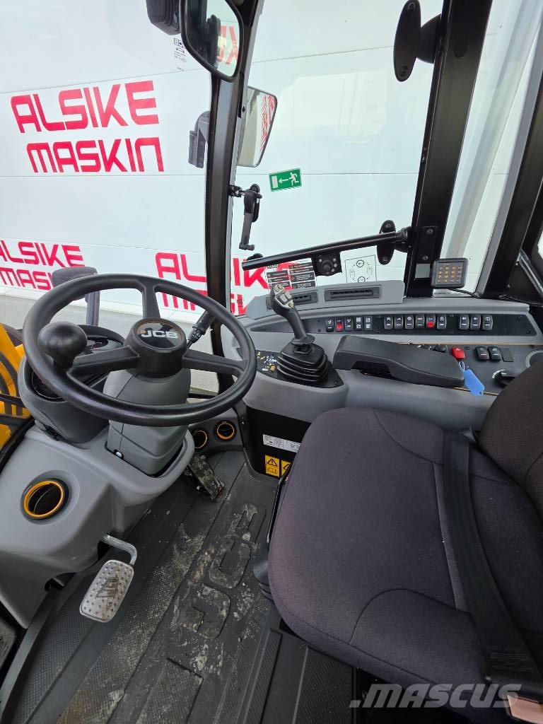 JCB 409 Pale gommate