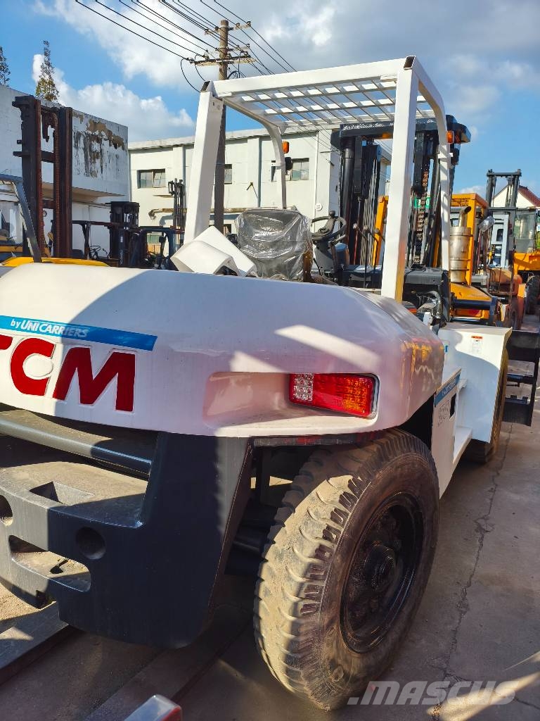 TCM FD 100 柴油叉车