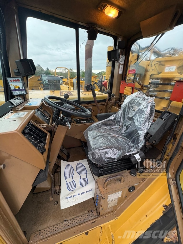 CAT 637 E II 스크레이퍼