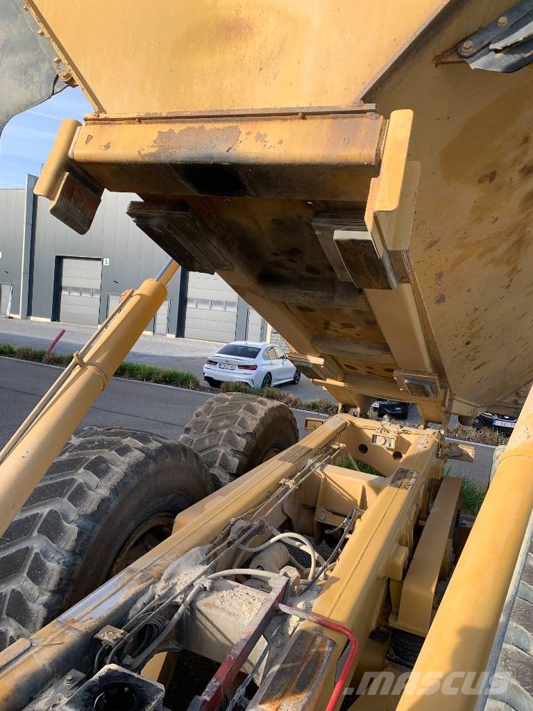 CAT 730 Artikulētie pašizgāzēji