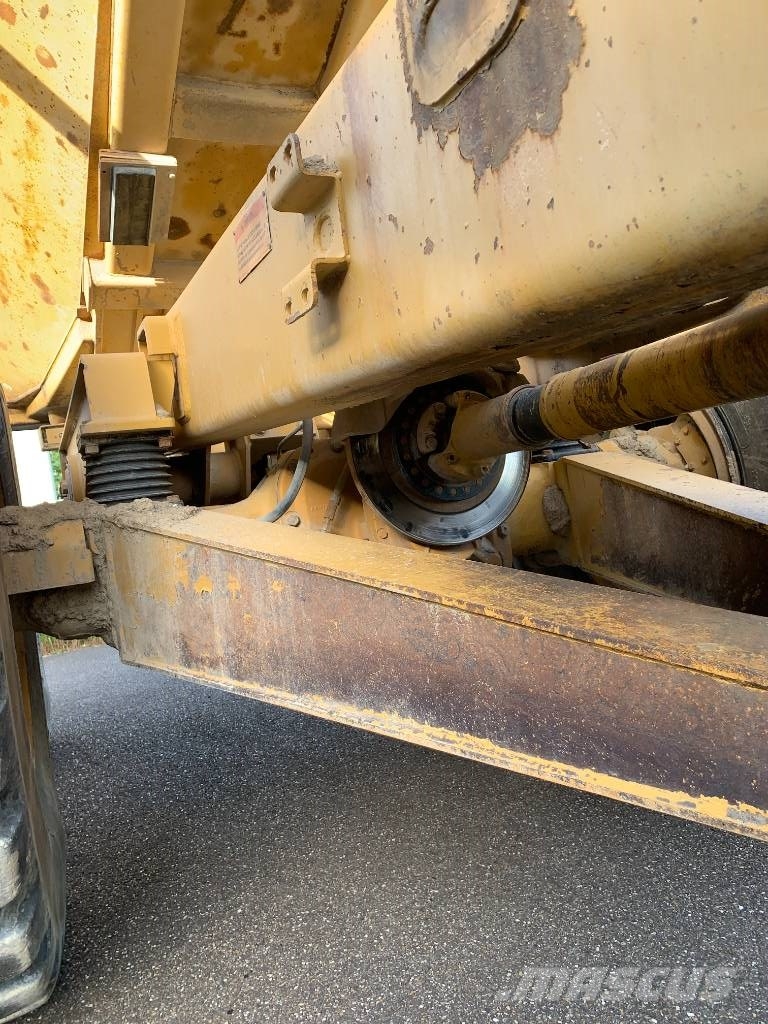 CAT 730 Artikulētie pašizgāzēji