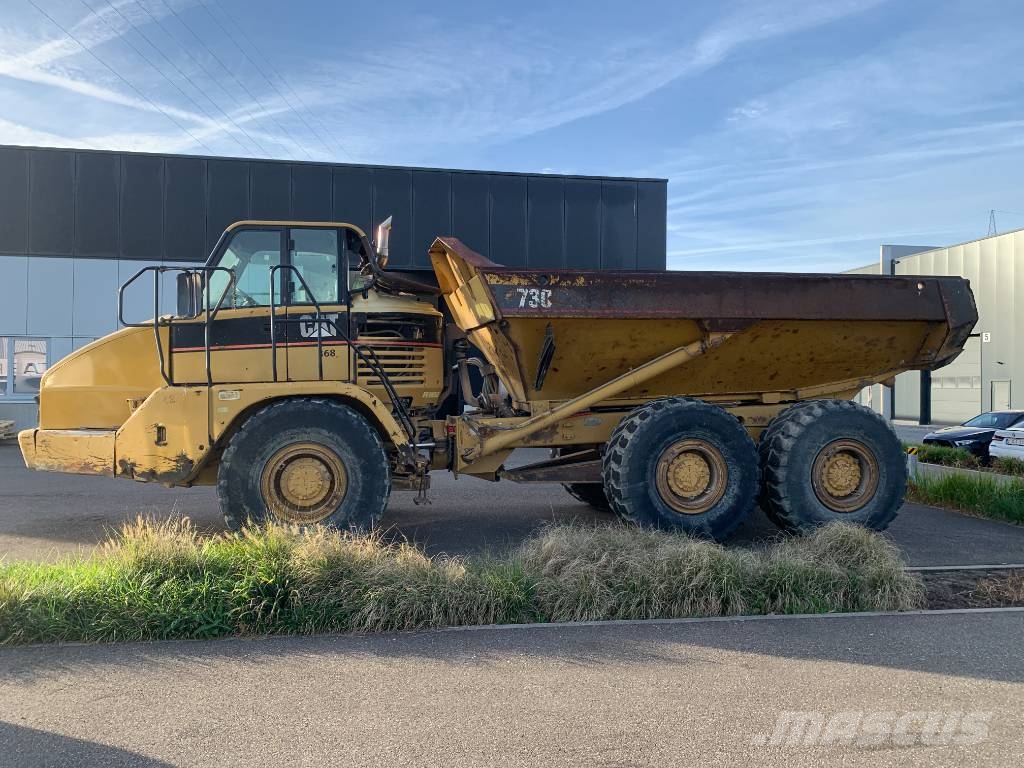 CAT 730 Artikulētie pašizgāzēji