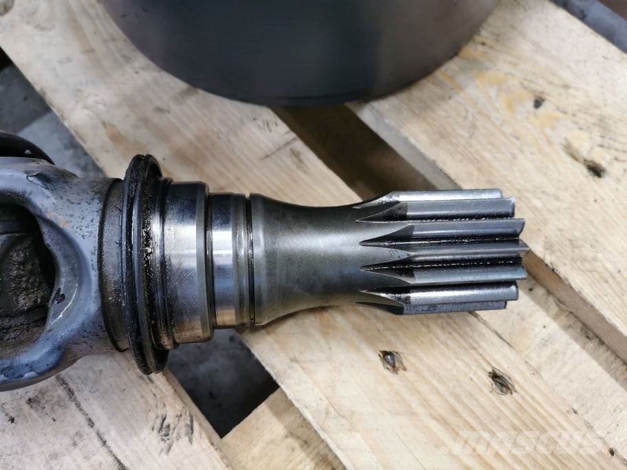 Massey Ferguson 7616 {Dana} right portal axle Transmission