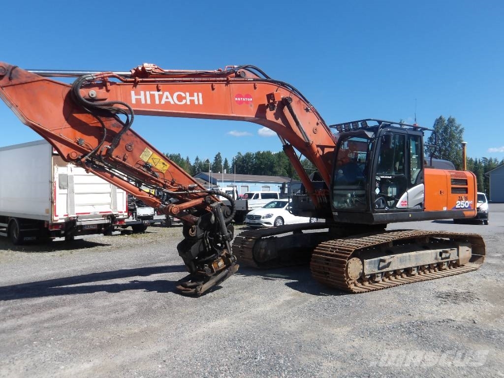 Гусеничный экскаватор Hitachi ZX 250 LC-6, Цена: 5 107 004 ₴, Год
