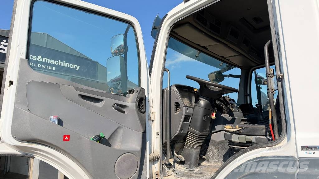 Mercedes-Benz AXOR 3240 8X4 MIXER - LIEBHERR 9m3 Avtomešalci za beton