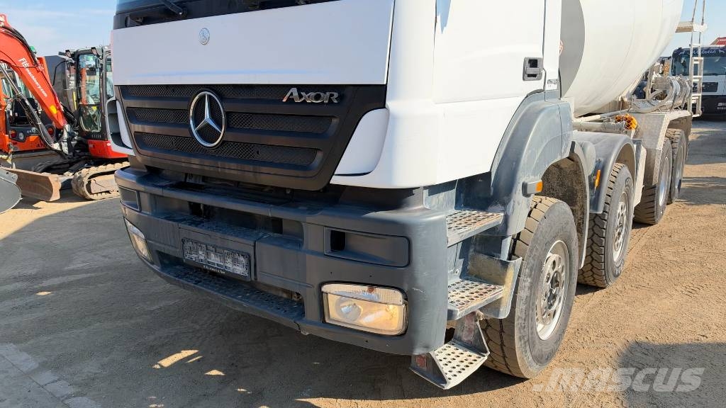 Mercedes-Benz AXOR 3240 8X4 MIXER - LIEBHERR 9m3 Avtomešalci za beton