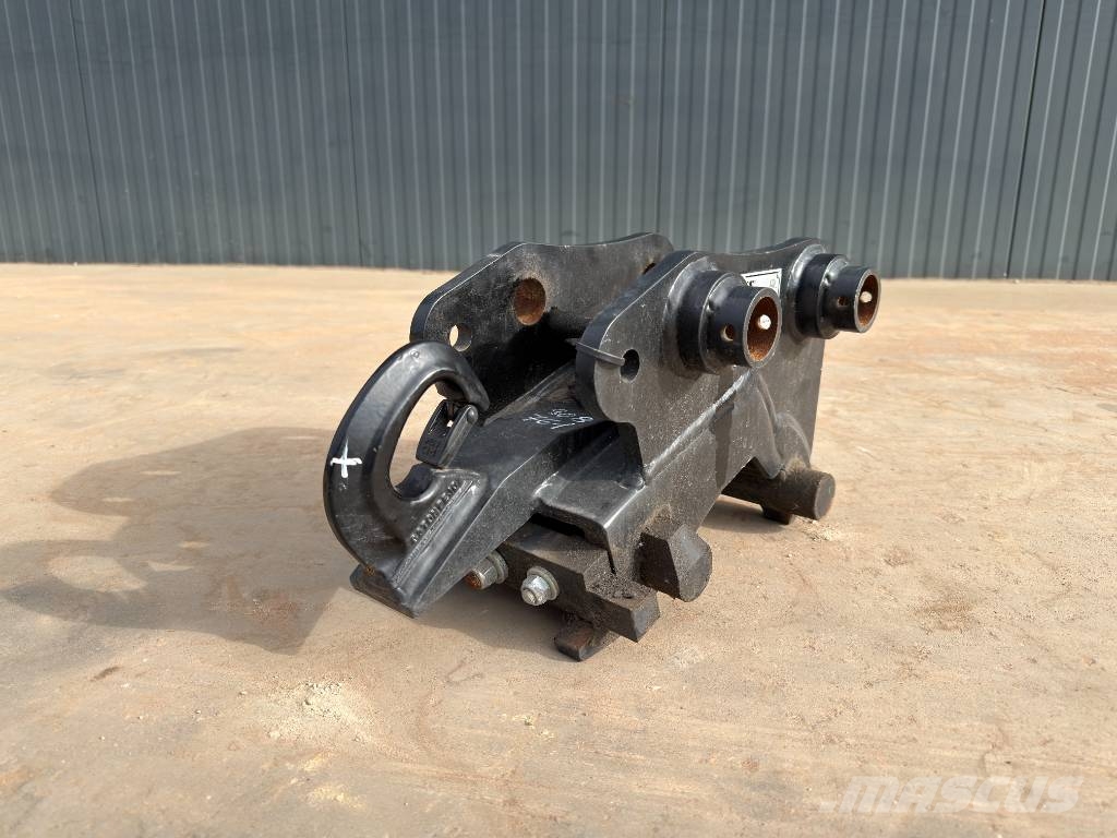 Verachtert CW05 - Caterpillar 302 Quick connectors