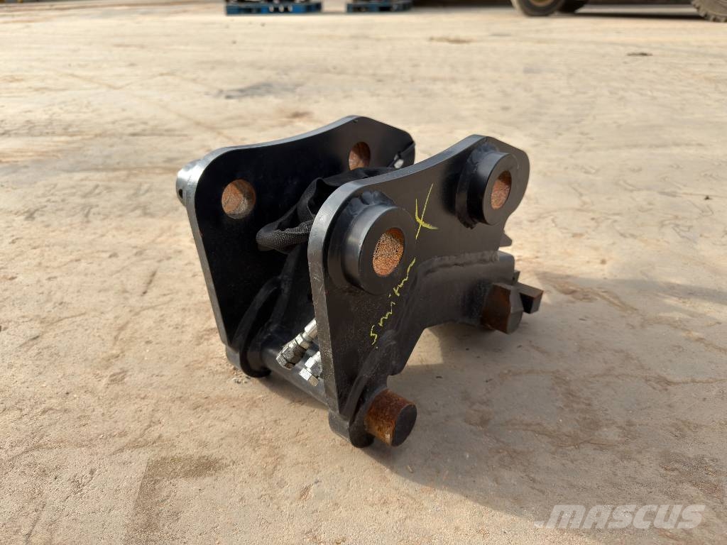 Verachtert CW05 - Caterpillar 302 Quick connectors