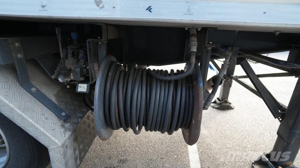 Ligthart 3 axle high pressure and suck 27 m3 tippe Tankopleggers