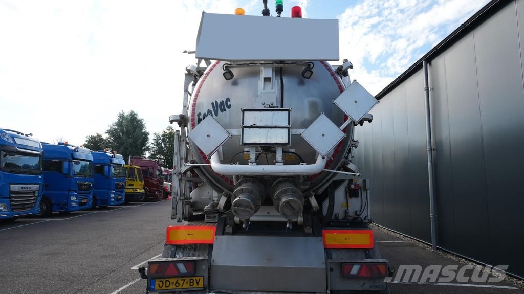 Ligthart 3 axle high pressure and suck 27 m3 tippe Tankopleggers
