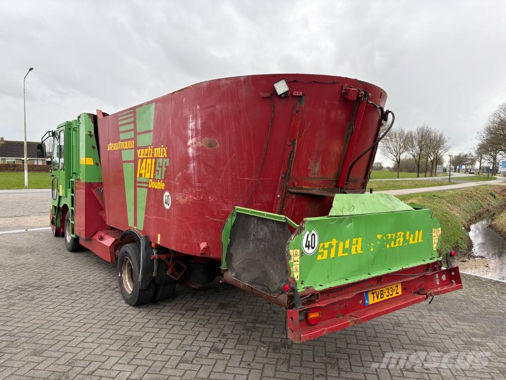 Strautmann Vertimix 1401 SF 動物進料機